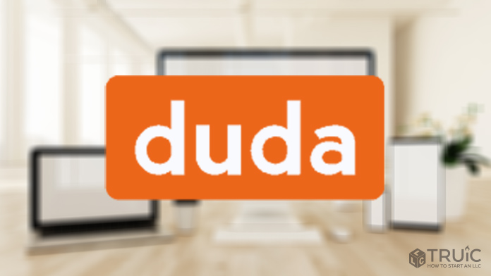Duda logo over blurred background.